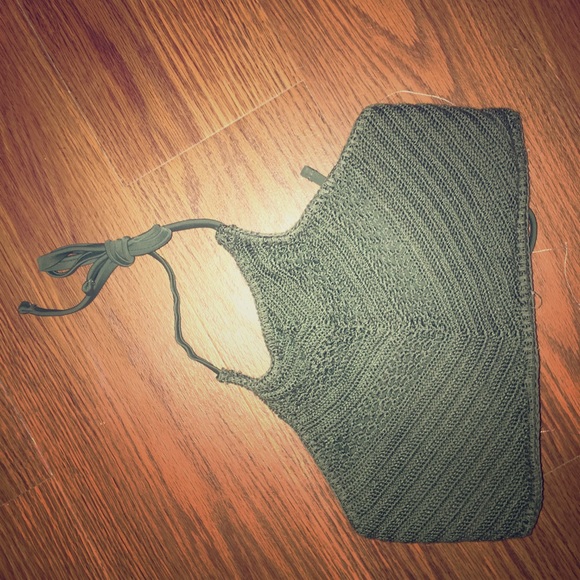 Swimsuit top - Picture 1 of 2